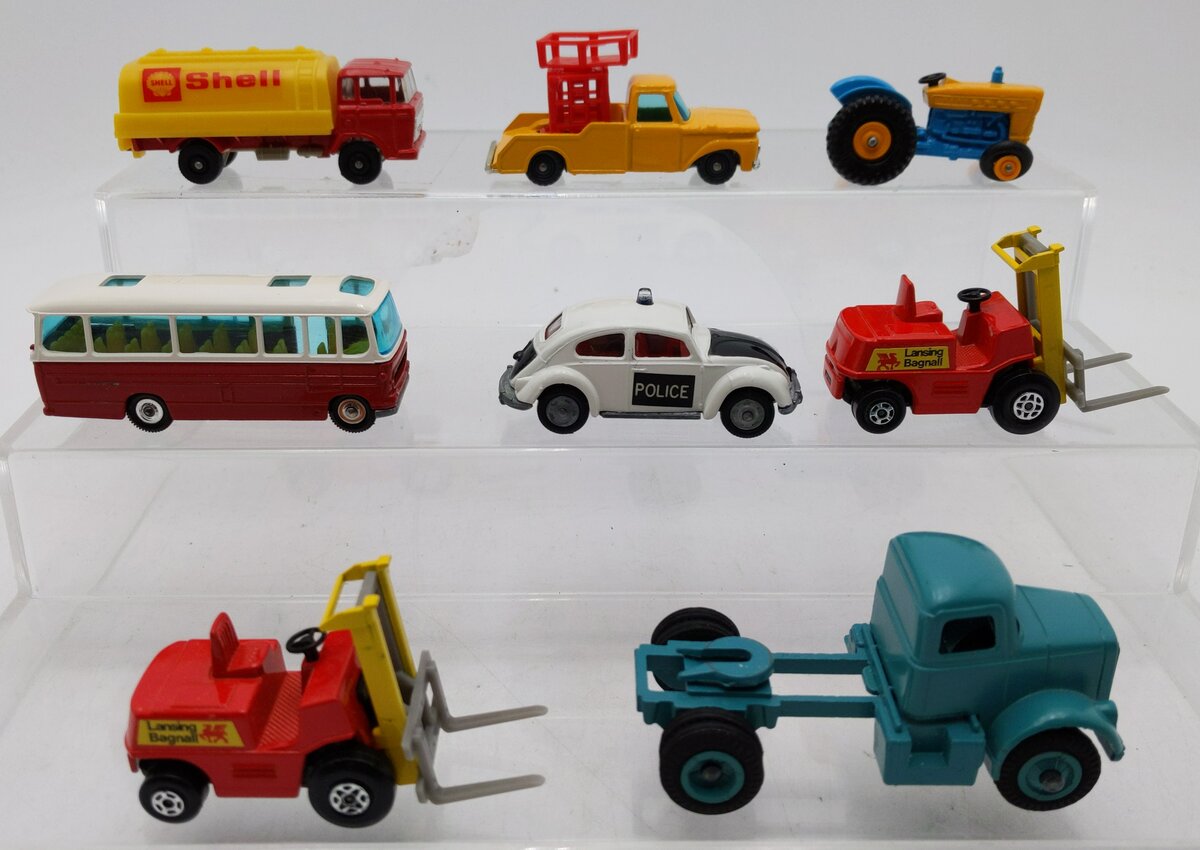 Matchbox & Other Assorted 1:32 Cars & Trucks [8] EX