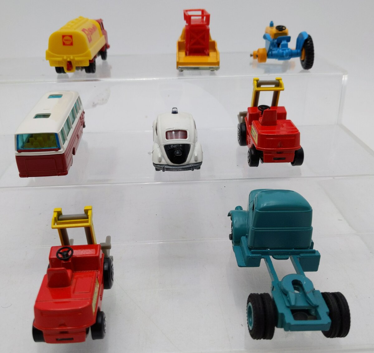Matchbox & Other Assorted 1:32 Cars & Trucks [8] EX