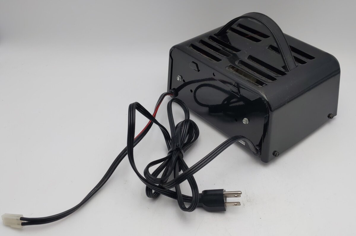 Crest 55460 Aristo-Craft 460 Ultima 10 AMP Power Pack VG