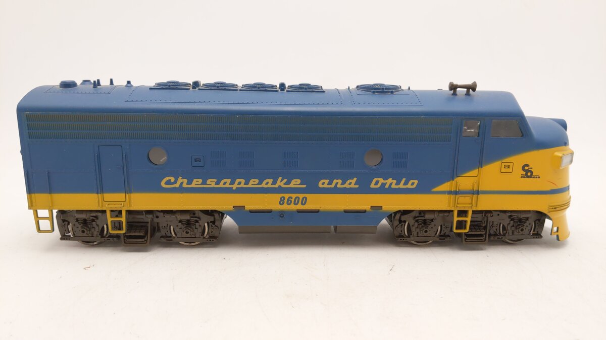 Atlas 6103 O Scale 2 Rail Chesapeake & Ohio F-9 Diesel Locomotive #8600 EX