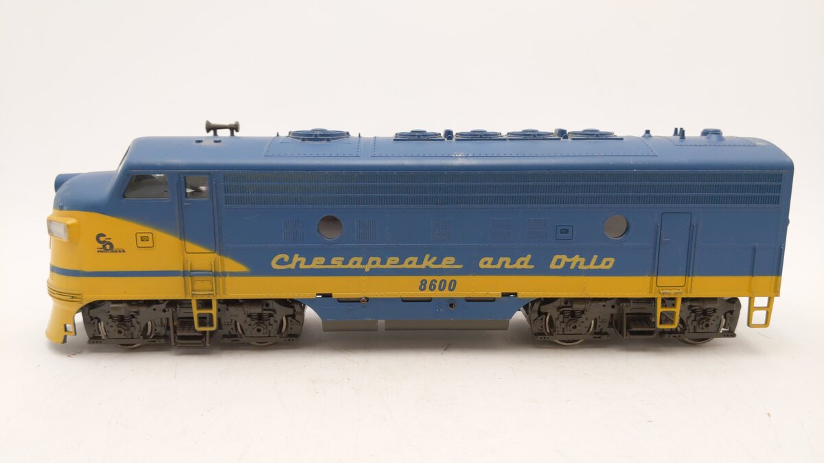 Atlas 6103 O Scale 2 Rail Chesapeake & Ohio F-9 Diesel Locomotive #8600 EX