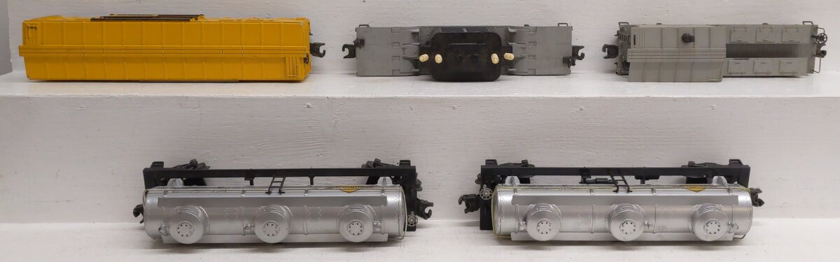 Lionel Vintage O Postwar Freight Cars: 6356, 6415, 6419 & 2461 [5] VG