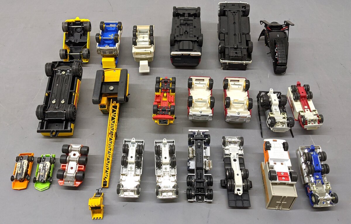 Die Cast Vehicles Assortment [22] EX