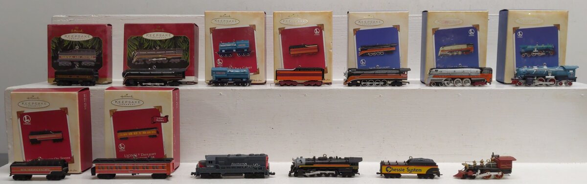 Hallmark Assorted Locomotive and Tender Ornaments [13] EX/Box