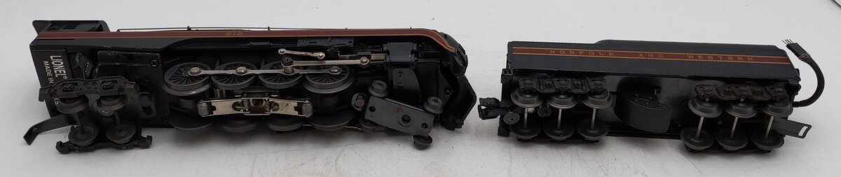 Lionel 6-18040 O Norfolk & Western 4-8-4 J Class Steam Locomotive & Tender #612 VG/Box