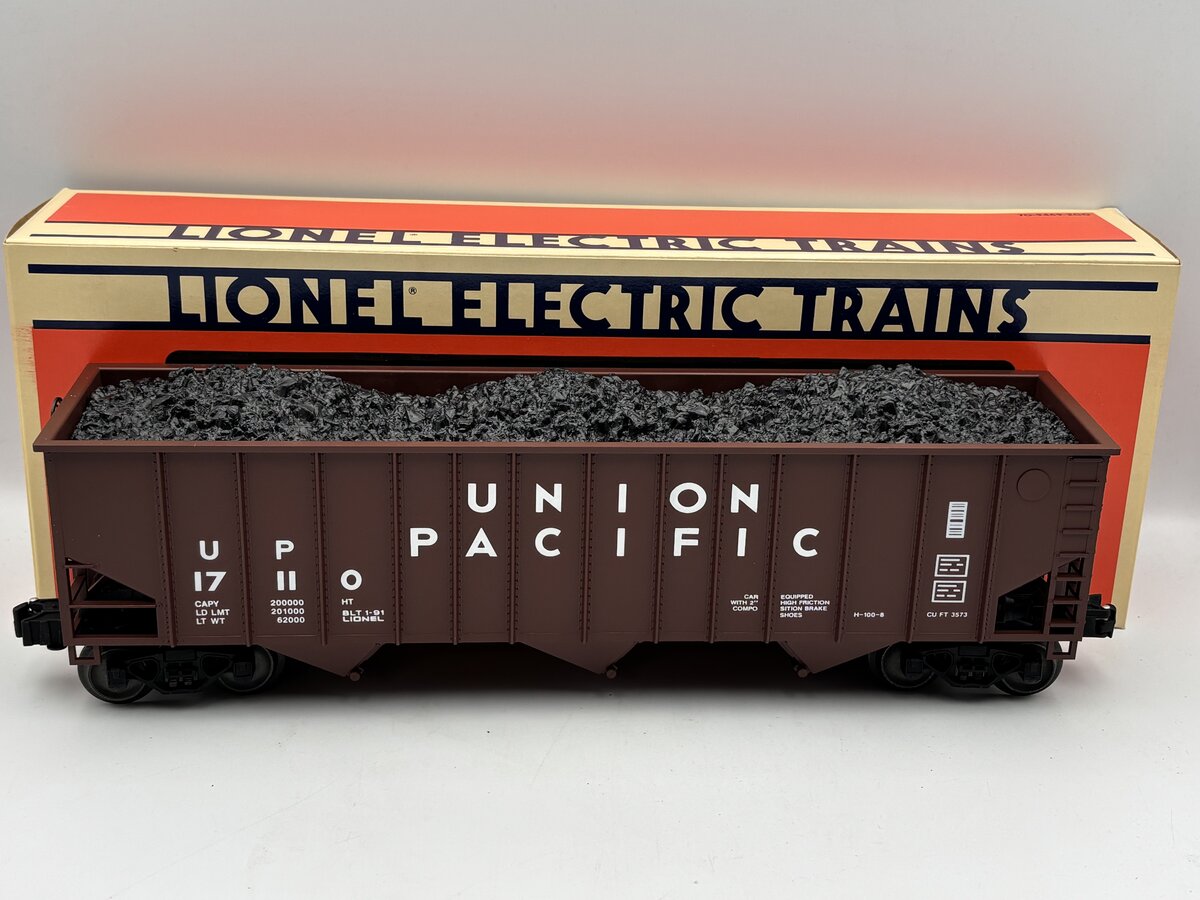 Lionel 6-17110 O Gauge Union Pacific 3-Bay Hopper #17110 with Coal Load EX/Box
