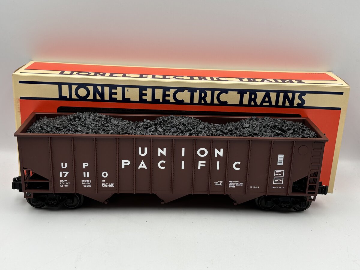 Lionel 6-17110 O Gauge Union Pacific 3-Bay Hopper #17110 with Coal Load EX/Box