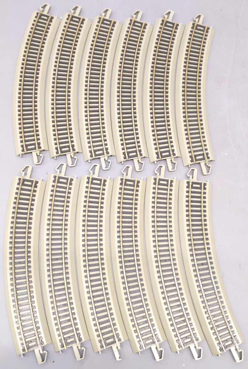 Bachmann 01113 Santa Fe Silver Series Complete HO Gauge Diesel Train Set VG/Box