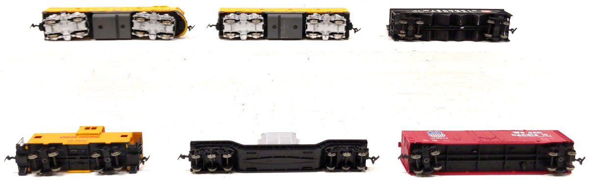 Bachmann 01113 Santa Fe Silver Series Complete HO Gauge Diesel Train Set VG/Box