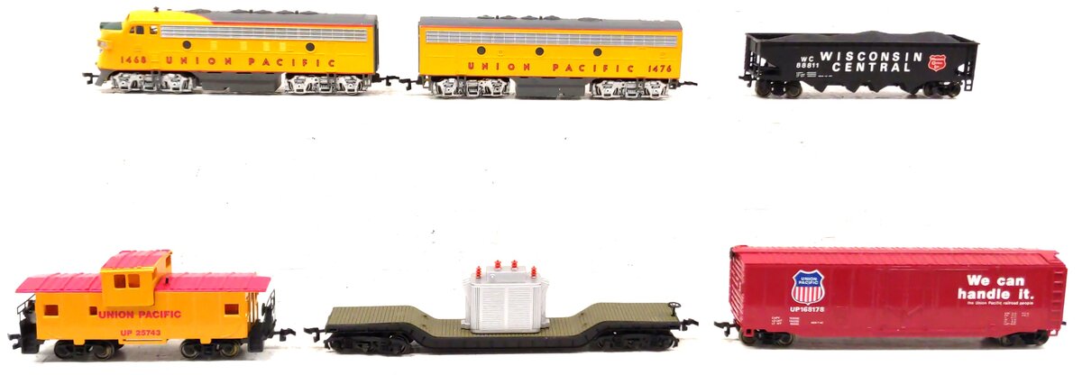 Bachmann 01113 Santa Fe Silver Series Complete HO Gauge Diesel Train Set VG/Box
