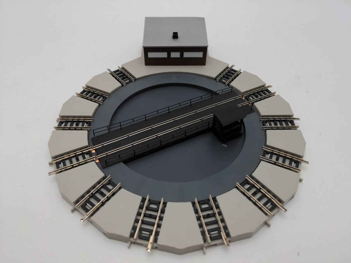 Bachmann 46799 N Nickel Silver E-Z Track Motorized Turntable EX