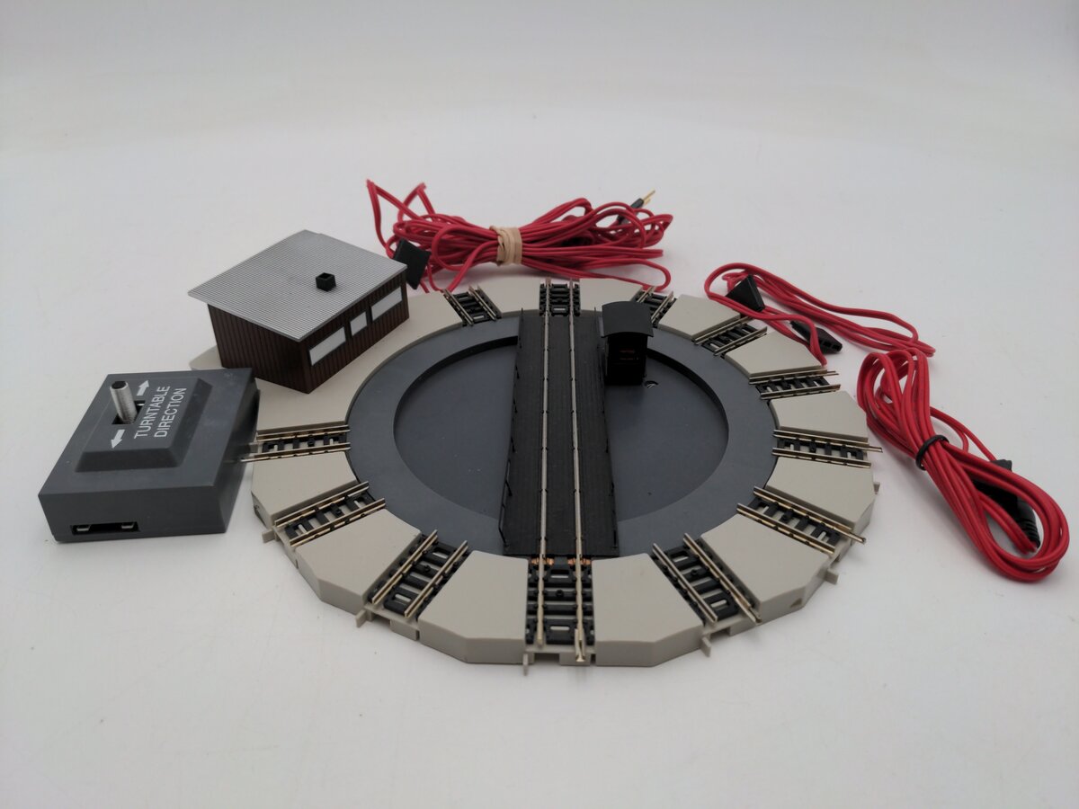 Bachmann 46799 N Nickel Silver E-Z Track Motorized Turntable EX