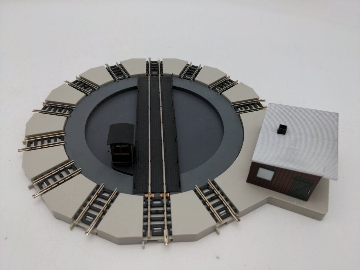 Bachmann 46799 N Nickel Silver E-Z Track Motorized Turntable EX