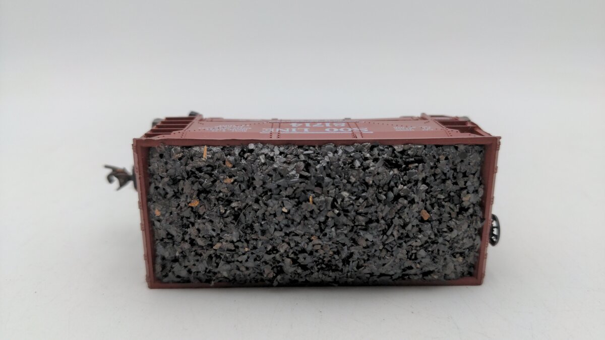 AHM 5273 HO Scale Vintage Soo Line Ore Car #81714 VG