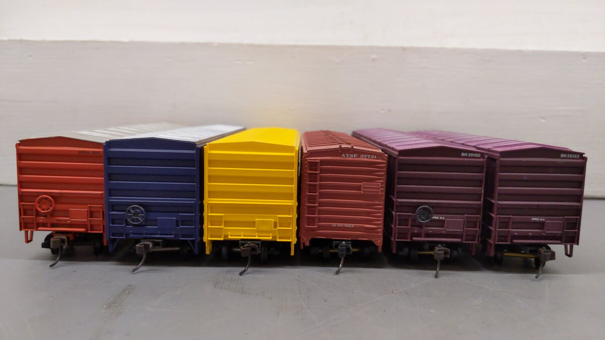 HO Scale Assorted CUSTOM Freight Cars: 25122, 25150, 97221, 3000, 481895 [6] EX