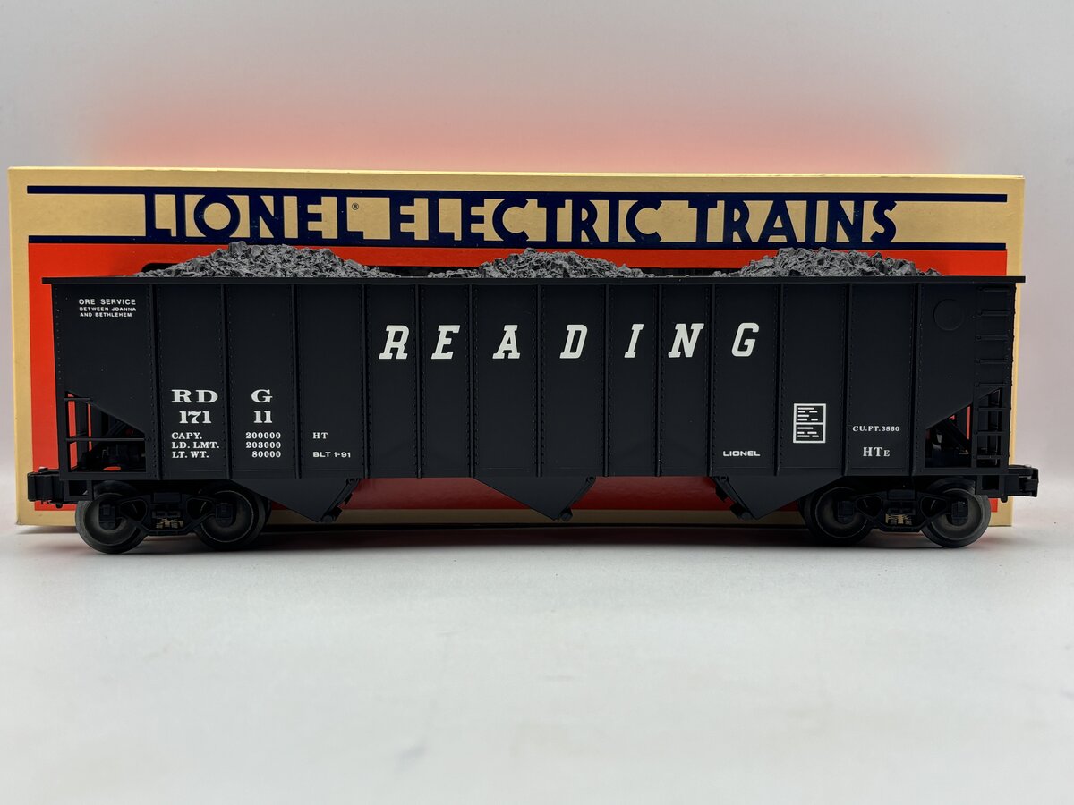 Lionel 6-17111 O Gauge Reading 3-Bay Hopper with Coal Load EX/Box