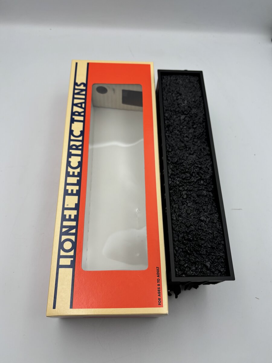 Lionel 6-17111 O Gauge Reading 3-Bay Hopper with Coal Load EX/Box