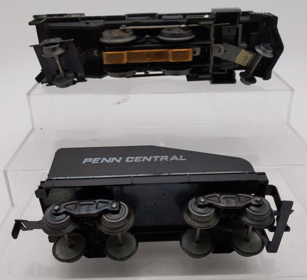 Marx 1666 O Vintage Penn Central 2-4-2 Steam Locomotive & Tender EX