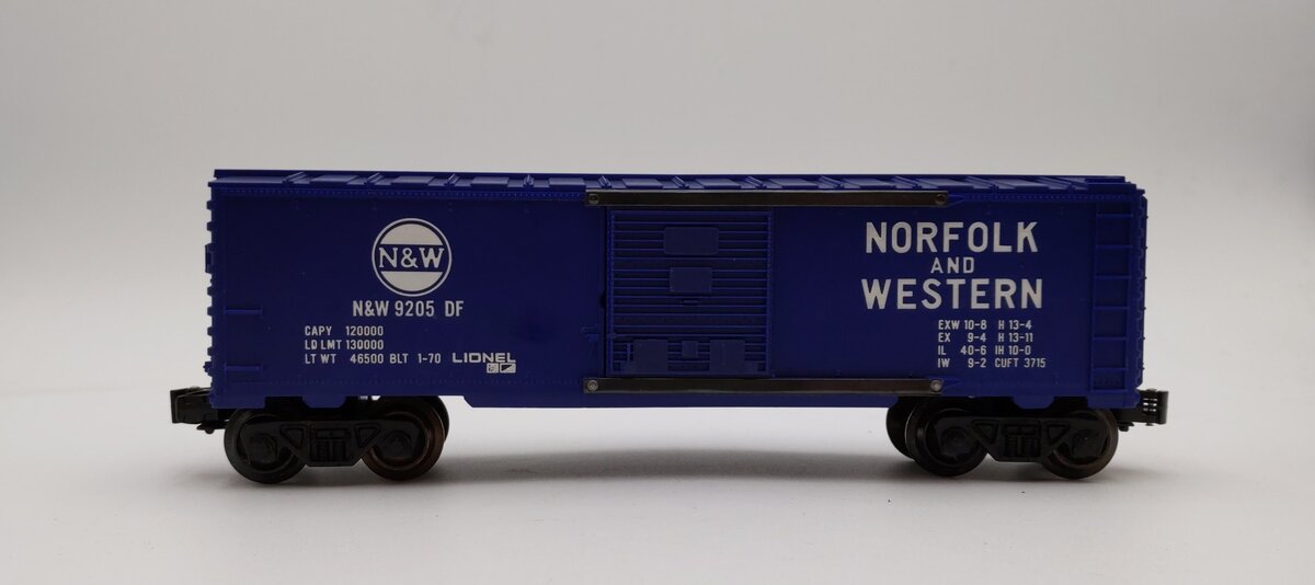 Lionel 6-9205 O Gauge Norfolk & Western Boxcar #9205 NIB