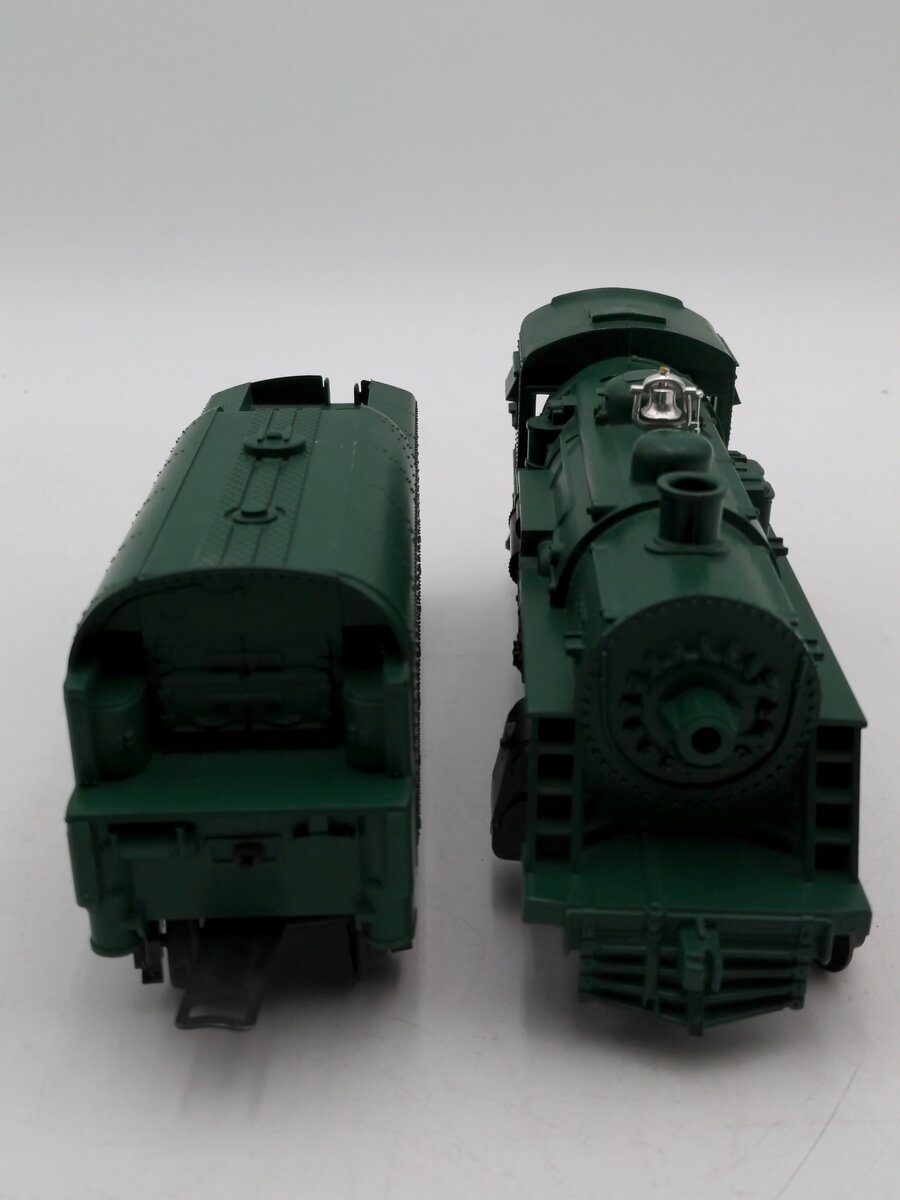 Lionel 6-8302 Southern 0-4-0 Steam Loco & Tender EX