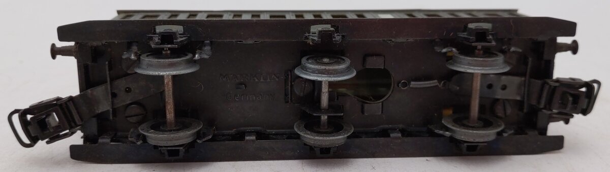 Marklin 4005 HO Scale 2nd Class Passenger Car VG/Box