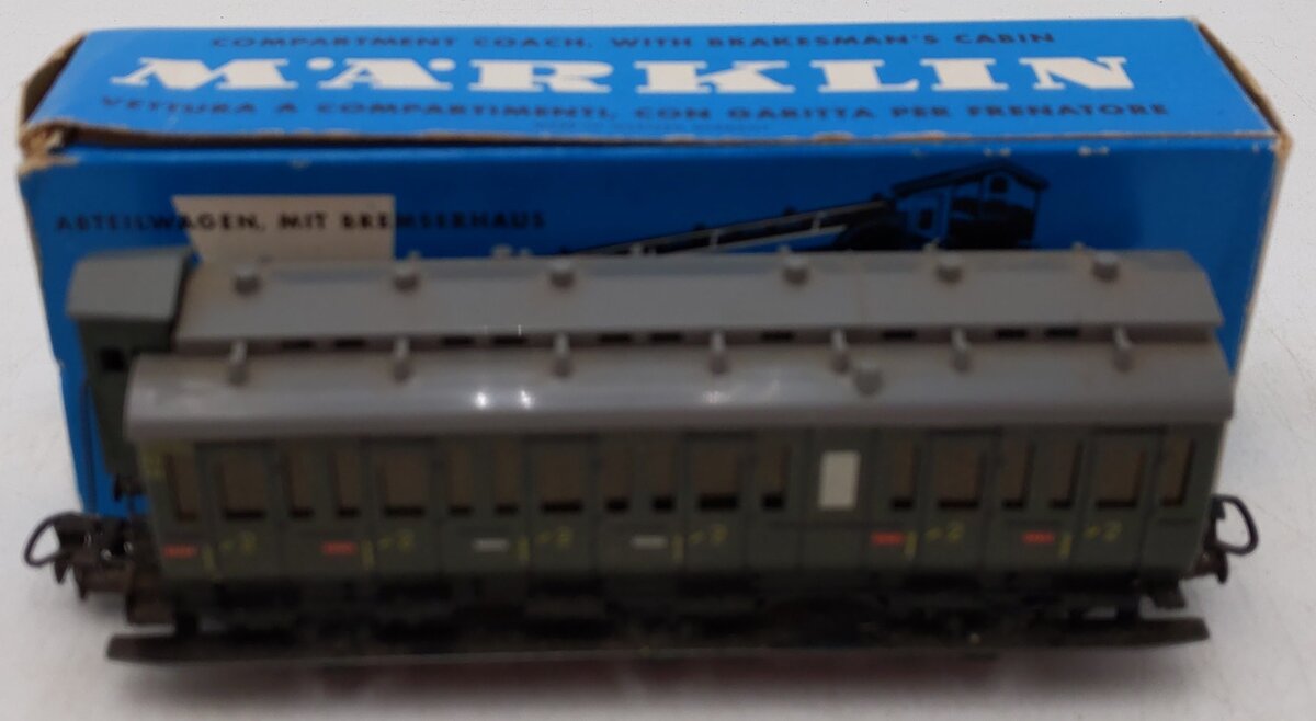 Marklin 4005 HO Scale 2nd Class Passenger Car VG/Box