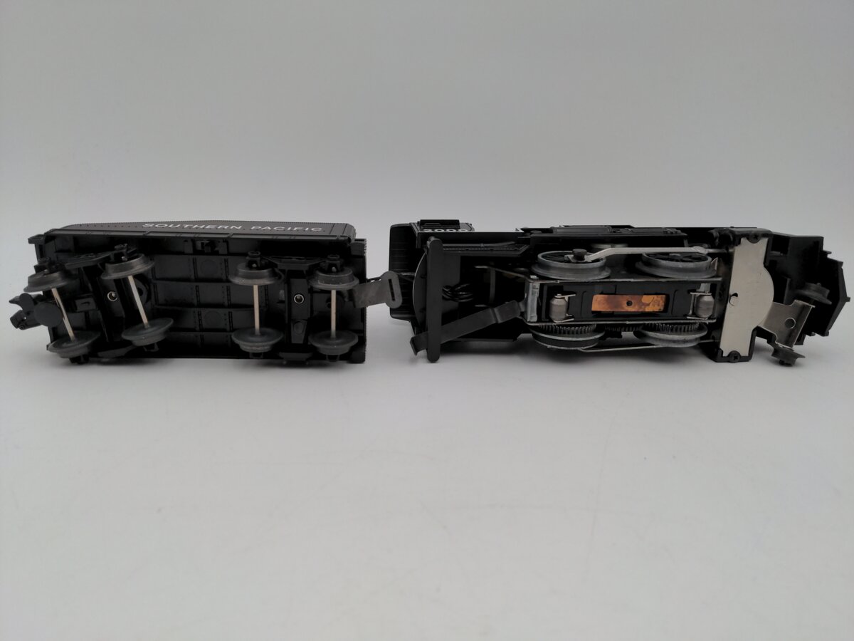 Lionel 6-18710 O Southern Pacific 2-4-0 Steam Locomotive & Tender #2000 VG