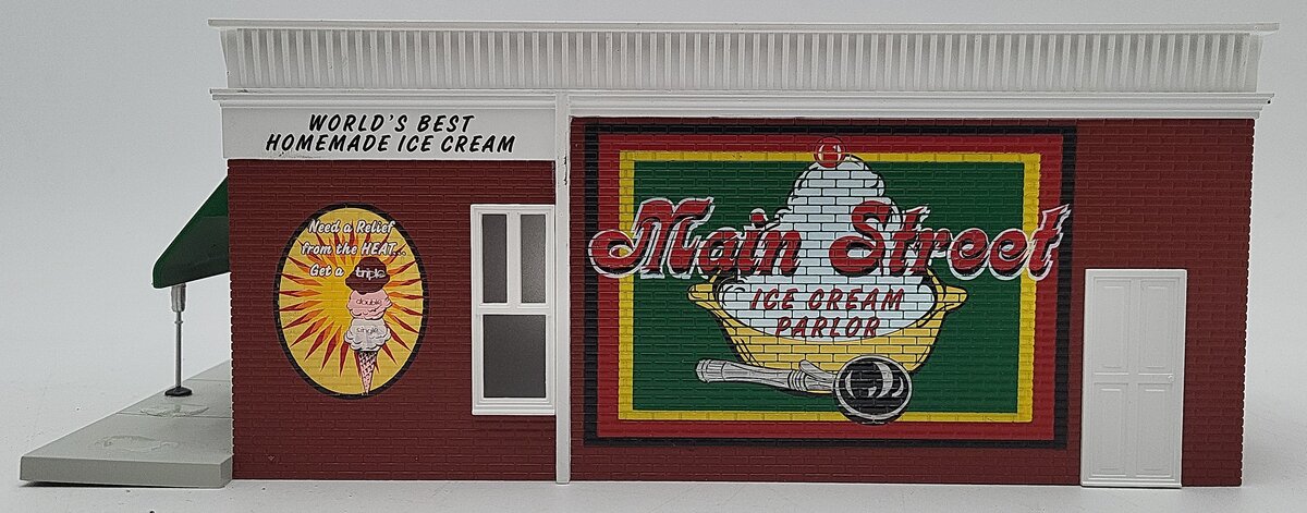 Lionel 6-24299 Main Street Ice Cream Parlor EX