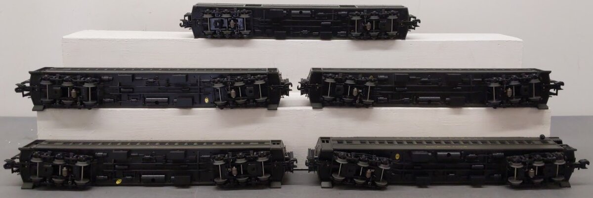 MTH 20-4091 O Boston & Albany Premier 70' Madison Passenger Car Set (Set of 5)