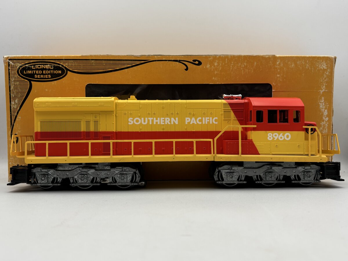 Lionel 6-8960 O Gauge Southern Pacific U36C Diesel Locomotive EX/Box