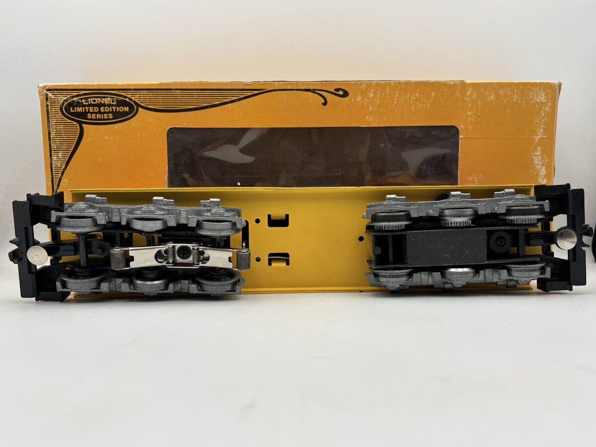 Lionel 6-8960 O Gauge Southern Pacific U36C Diesel Locomotive EX/Box