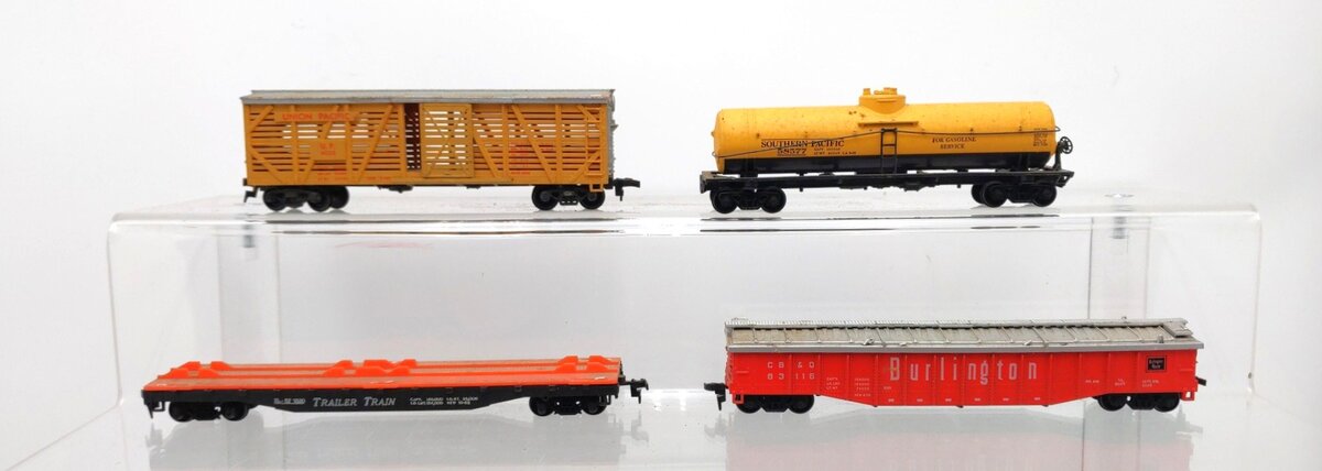 HO Scale Assorted Freight Cars [11] EX