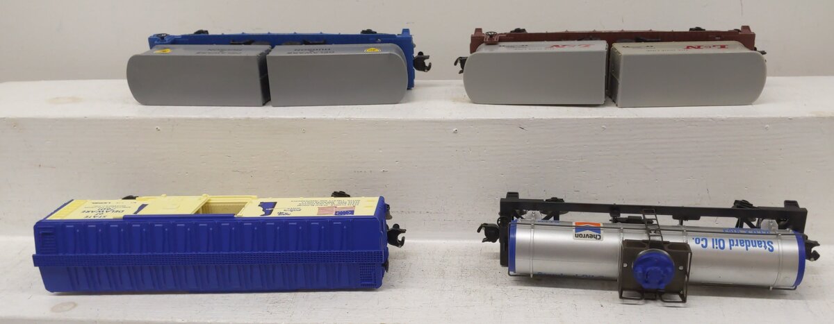 Lionel O Gauge Assorted Freight Cars #9153,7601,9226,9222 EX/Box