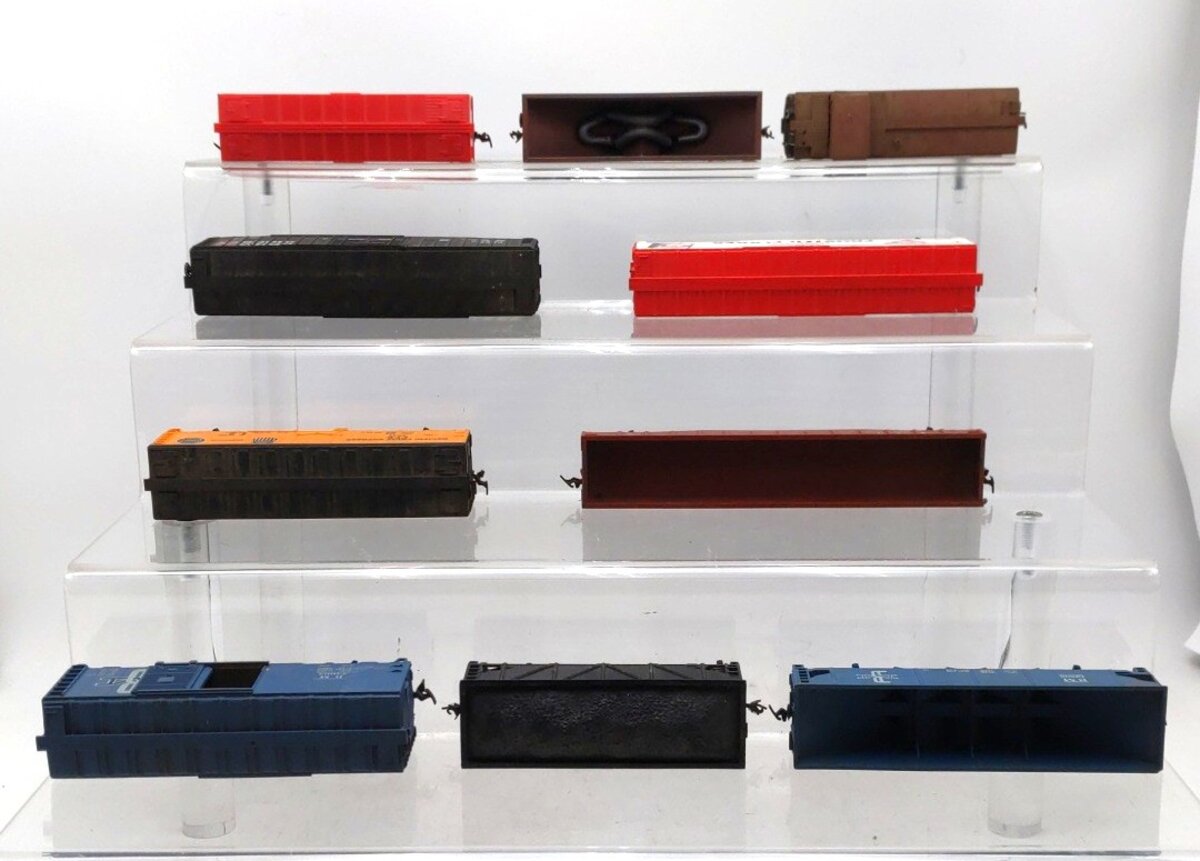 HO Scale Assorted Freight Cars [10] EX