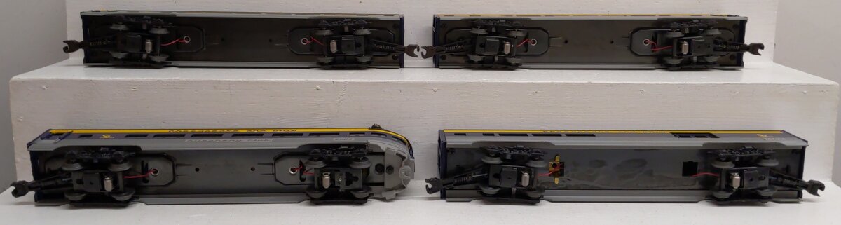 Lionel 6-19153 Chesapeake & Ohio Aluminum 4-Car Passenger Set EX/Box