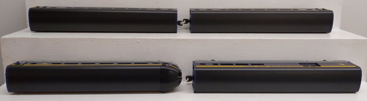 Lionel 6-19153 Chesapeake & Ohio Aluminum 4-Car Passenger Set EX/Box