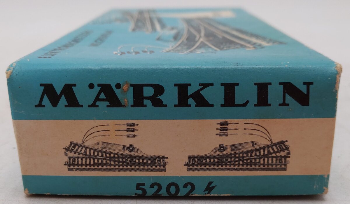 Marklin 5202 HO Scale Remote Right Switch Pair VG/Box