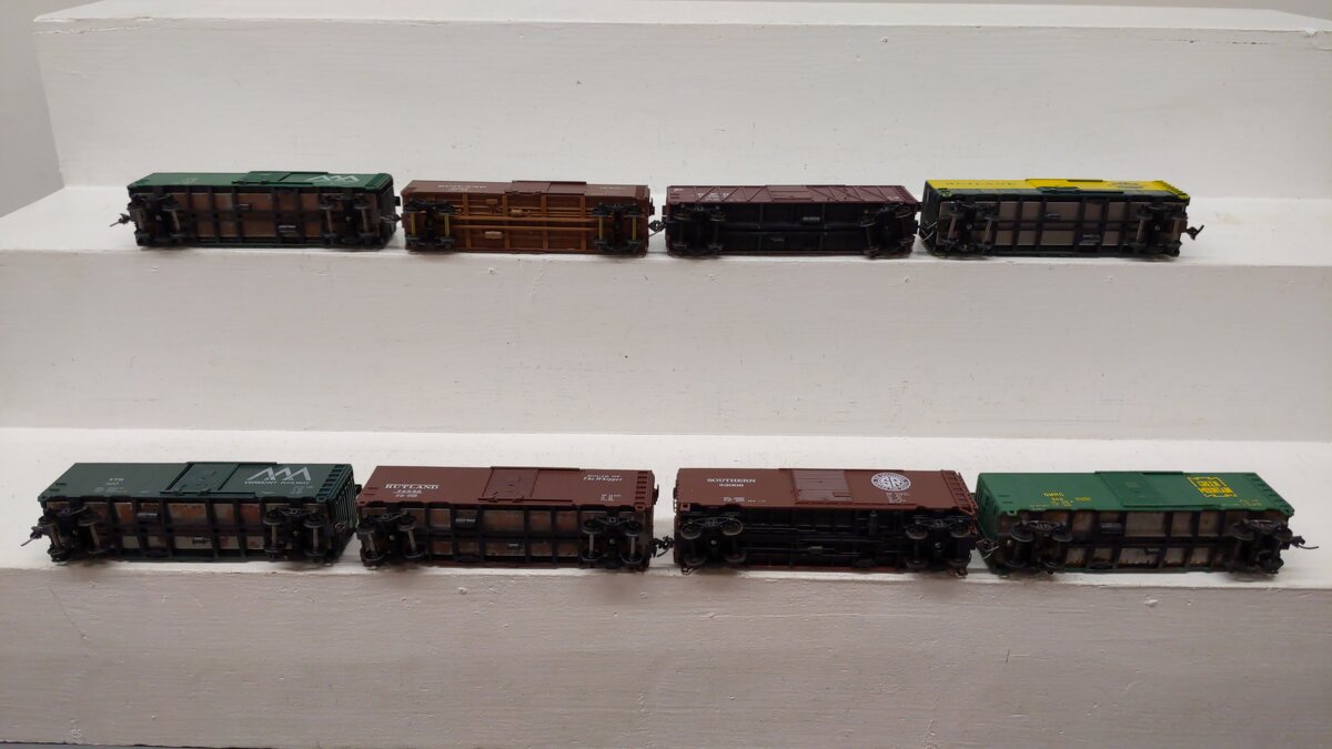 Accurail & Other CUSTOM Assorted Freight Cars: 8047, 408, 17384, 133, 169 [8]