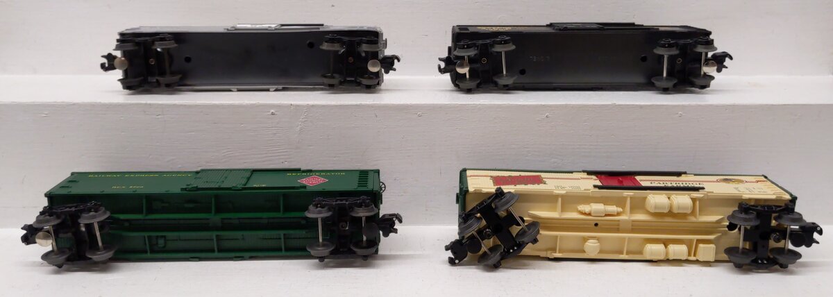 Lionel & Other Assorted O Gauge Freight Cars [4] EX