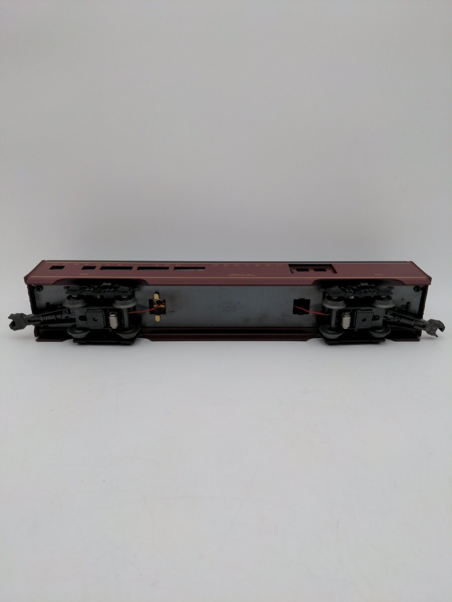 Lionel 6-19140 O Gauge Norfolk & Western Aluminum Combine Car #494 EX/Box