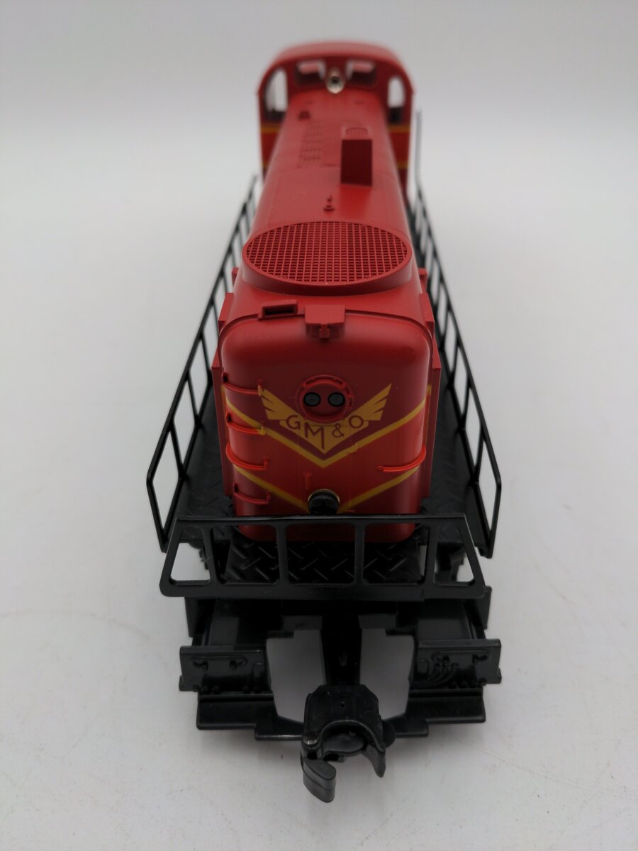 Lionel 6-18554 O Gauge GM&O RS-3 Diesel Locomotive #721 with Display Case EX/Box
