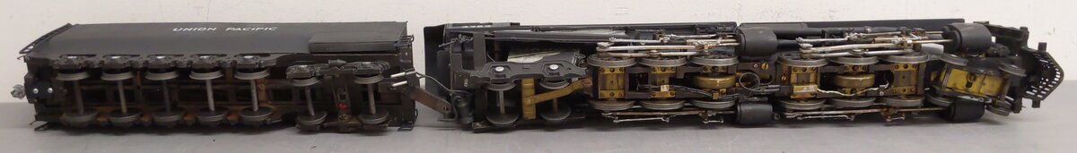 Lobaugh O Brass UP 4-6-6-4 Challenger Steam Engine & Tender #3985 (2-Rail) - CP