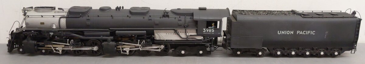 Lobaugh O Brass UP 4-6-6-4 Challenger Steam Engine & Tender #3985 (2-Rail) - CP