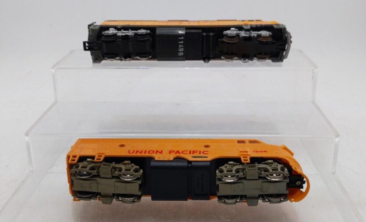 HO Scale Assorted Union Pacific Diesel Locomotives [2] EX