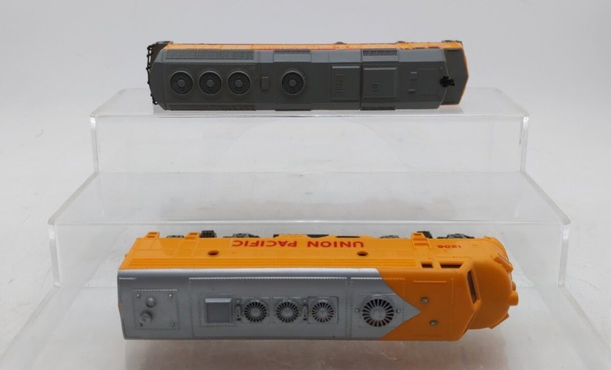 HO Scale Assorted Union Pacific Diesel Locomotives [2] EX