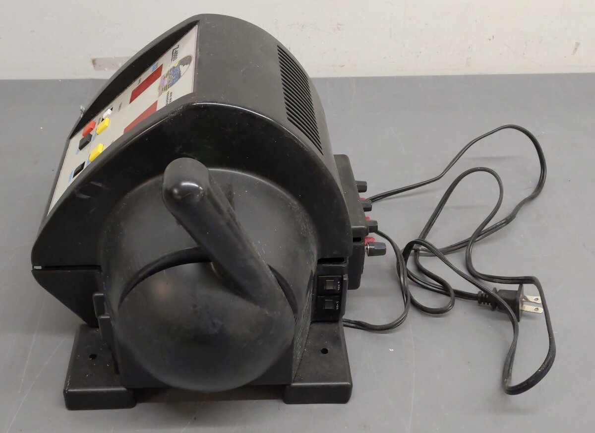 MTH Z-4000 400 Watt Advanced Digital Transformer for MTH ProtoSounds Locomotives