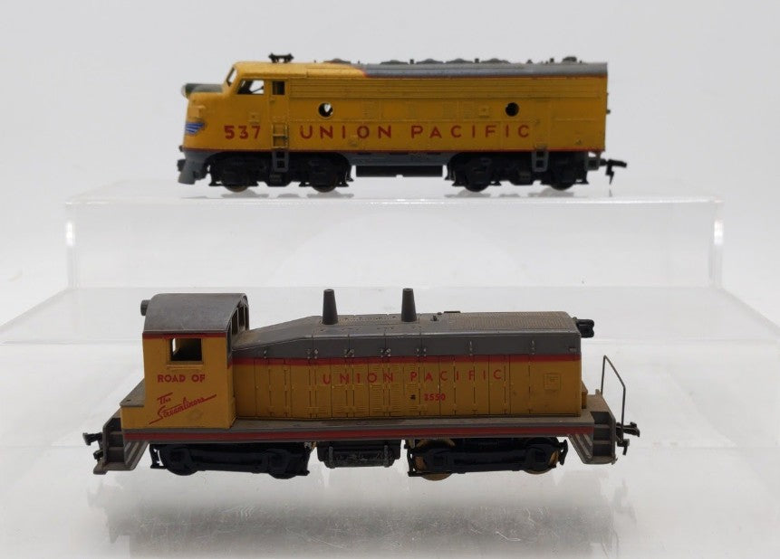 HO Scale Assorted Union Pacific Diesel Locomotives [2] EX
