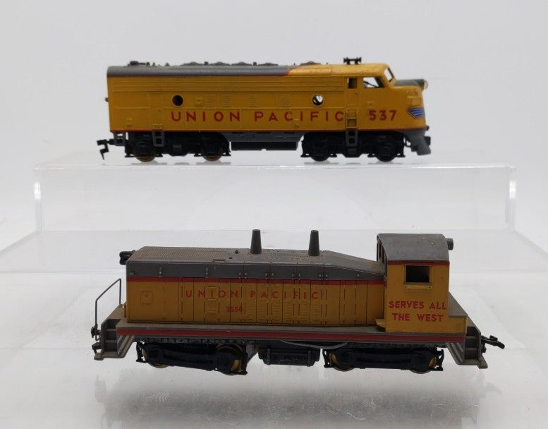 HO Scale Assorted Union Pacific Diesel Locomotives [2] EX