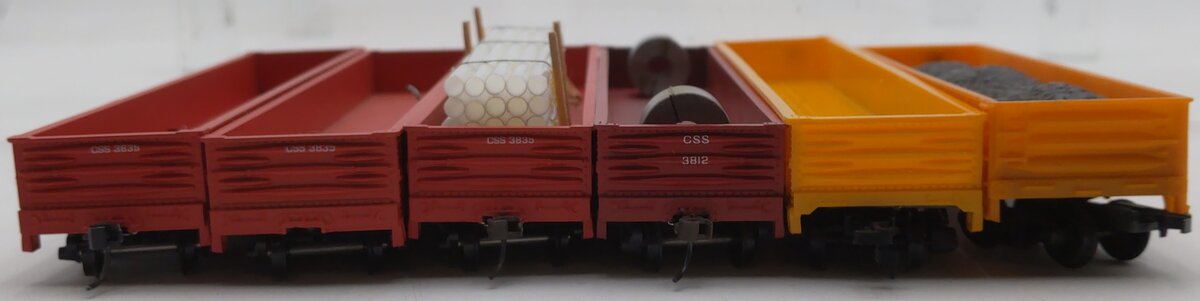Assorted HO Scale Gondola Cars: 3835, 3812, 29500, Fire Fox [6] VG