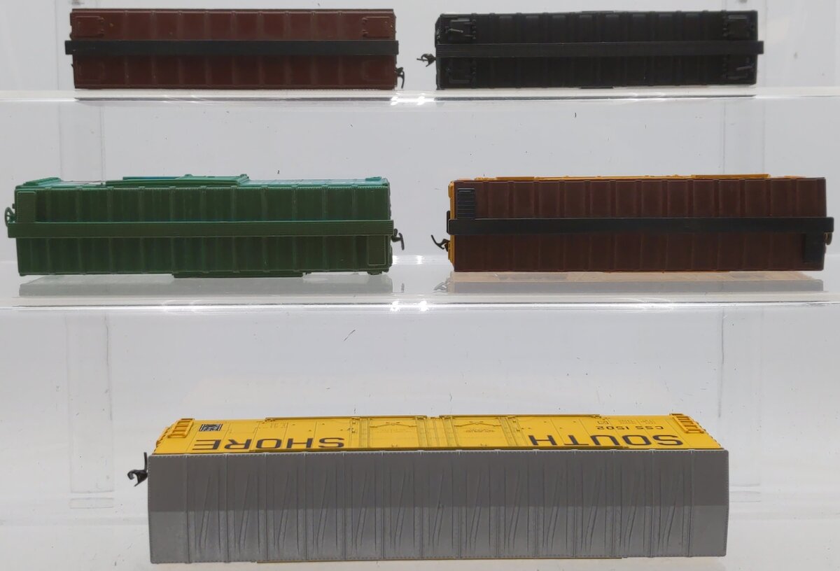 Assorted HO Scale Boxcar Freight Cars: 47025, 1784, 2511, 1502, 524880 [5] VG
